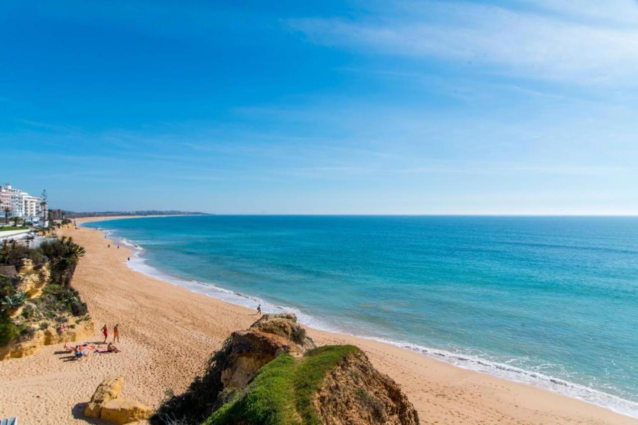 Casa Da Praia Na Torre Castelo Armacao de Pera Bagian luar foto